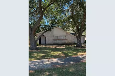 728 Milton Street, Angleton, TX 77515 - Photo 9