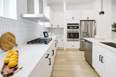 1214 W 24th Street #D, Houston, TX 77008 - Photo 11