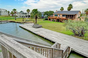 1219 Pilot Ln, Galveston, TX 77554 - Photo 7