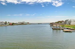 1219 Pilot Ln, Galveston, TX 77554 - Photo 5