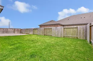 1012 Llano Trl, Dayton, TX 77535 - Photo 7