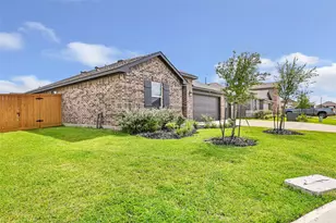 1012 Llano Trl, Dayton, TX 77535 - Photo 3