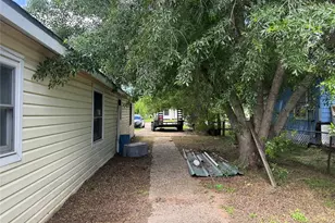 619 N Avenue C, Freeport, TX 77541 - Photo 13
