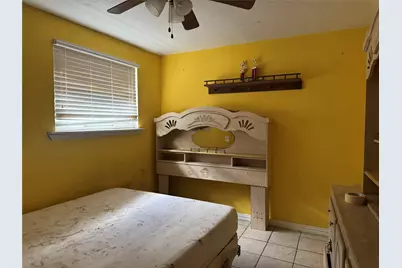 619 N Avenue C, Freeport, TX 77541 - Photo 9