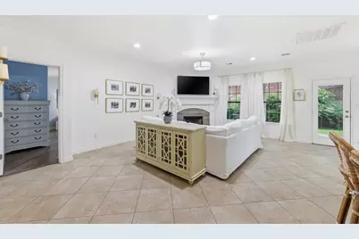 1801 Lindsay Lane, Port Neches, TX 77651 - Photo 9