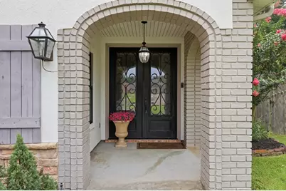 1801 Lindsay Lane, Port Neches, TX 77651 - Photo 3