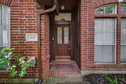 1111 Summer Brk, Sugar Land, TX 77479 - Photo 5