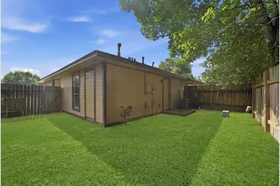 10015 Ridgecoral Drive, Houston, TX 77038 - Photo 23