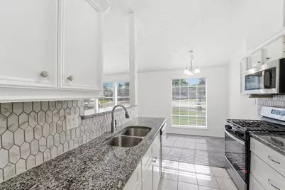 10015 Ridgecoral Drive, Houston, TX 77038 - Photo 9