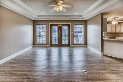 114 Park Place, La Grange, TX 78945 - Photo 3