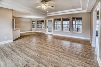 114 Park Place, La Grange, TX 78945 - Photo 5