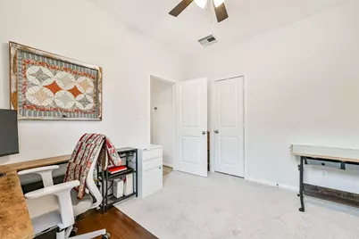 7407 Parkview Drive, Hitchcock, TX 77563 - Photo 17