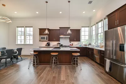 703 Bringhurst Street, Houston, TX 77020 - Photo 9