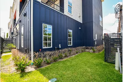 703 Bringhurst Street, Houston, TX 77020 - Photo 23