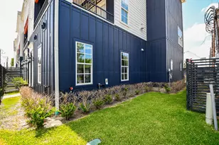 703 Bringhurst St, Houston, TX 77020 - Photo 23