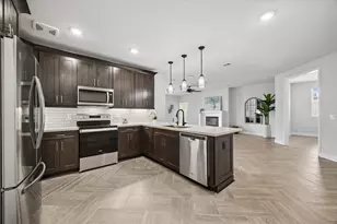 6804 Westview Dr, Houston, TX 77055 - Photo 9