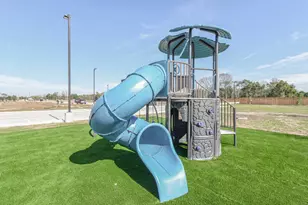 500 Legacy, Alvin, TX 77511 - Photo 5