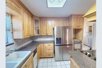 13103 Holston Hills Drive, Houston, TX 77069 - Photo 9