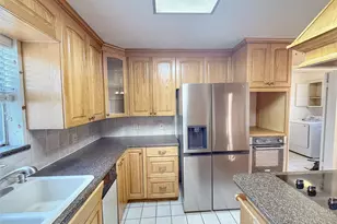 13103 Holston Hills Dr, Houston, TX 77069 - Photo 9