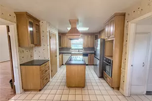 13103 Holston Hills Dr, Houston, TX 77069 - Photo 7