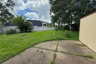 13103 Holston Hills Dr, Houston, TX 77069 - Photo 29