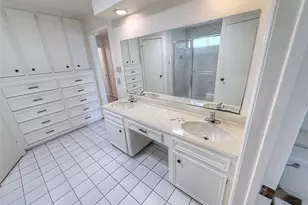13103 Holston Hills Dr, Houston, TX 77069 - Photo 15