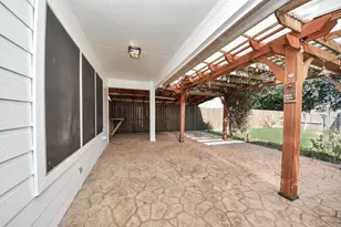 11115 Opal Glen Ln, Houston, TX 77075 - Photo 13