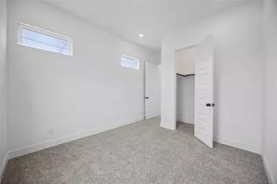 8107 Calhoun Road, Houston, TX 77033 - Photo 17