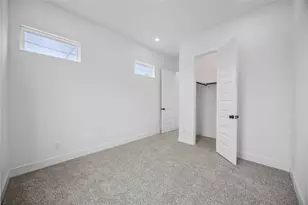 8107 Calhoun Rd, Houston, TX 77033 - Photo 17