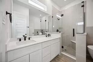 8107 Calhoun Rd, Houston, TX 77033 - Photo 21