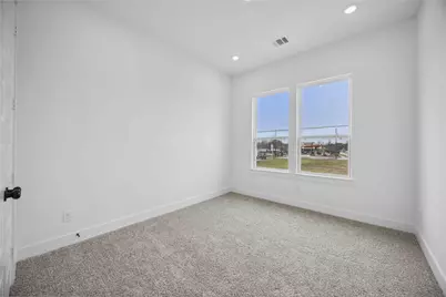 8107 Calhoun Road, Houston, TX 77033 - Photo 13