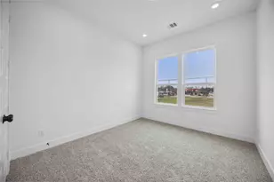 8107 Calhoun Rd, Houston, TX 77033 - Photo 13