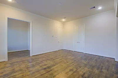 9627 Fannin Station W, Houston, TX 77045 - Photo 17