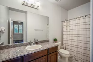 7 Chivary Oaks Ct, The Woodlands, TX 77382 - Photo 41