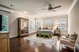 7 Chivary Oaks Ct, The Woodlands, TX 77382 - Photo 23