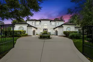7 Chivary Oaks Ct, The Woodlands, TX 77382 - Photo 1
