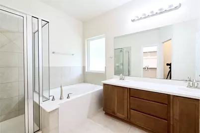 604 W Linnwood Drive, Woodbranch, TX 77357 - Photo 19