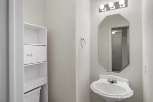 87 N Delta Mill Cir, The Woodlands, TX 77385 - Photo 17