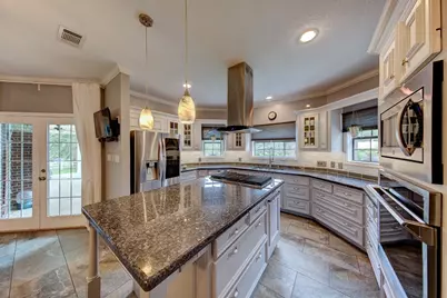 9520 El Chaco Drive, Baytown, TX 77521 - Photo 11