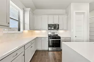 2834 Elm Crk Wy, Iowa Colony, TX 77583 - Photo 13