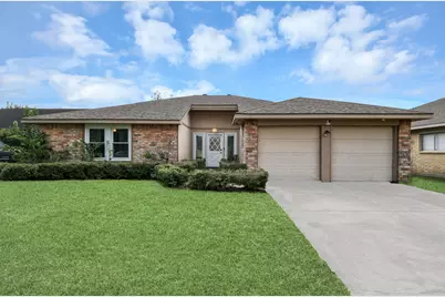 2519 Colonial Ridge Drive, Friendswood, TX 77546 - Photo 1