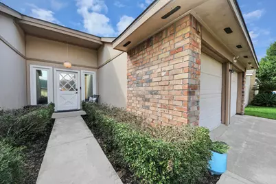 2519 Colonial Ridge Drive, Friendswood, TX 77546 - Photo 3