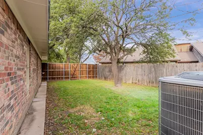 7178 Rolling Fork Drive, Dallas, TX 75227 - Photo 17