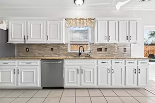 14011 Fairwood Springs Ct, Cypress, TX 77429 - Photo 9