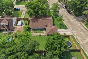1403 Seagate Ln, Houston, TX 77062 - Photo 35