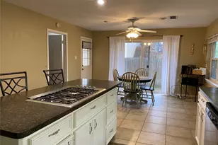 1121 Columbia St, Houston, TX 77008 - Photo 5