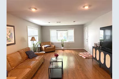 1121 Columbia Street, Houston, TX 77008 - Photo 3