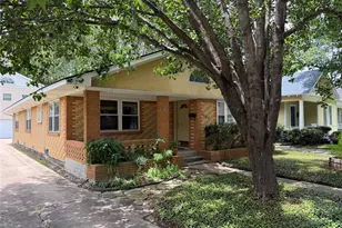 1121 Columbia St, Houston, TX 77008 - Photo 1