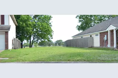 13611 Padgett Drive, Sugar Land, TX 77498 - Photo 3