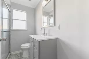 12445 Parkey Ln, Houston, TX 77015 - Photo 15